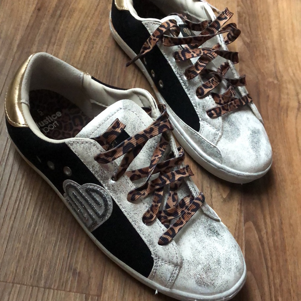 New Justice Sport Kids Sneakers Size 5 Youth